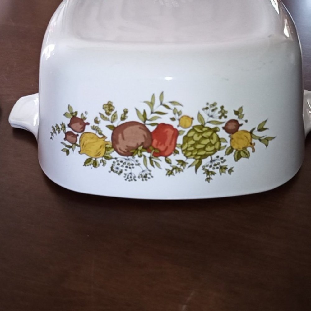 Vintage Corningware Spice of Life Pair of Petit Casserole Baking Pans - Picture 5 of 9